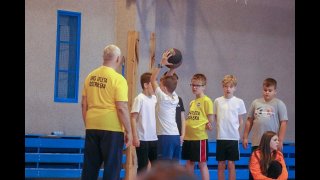 Mikołajkowy Wielobój Atletyczny z UKS Atleta Ostrołęka