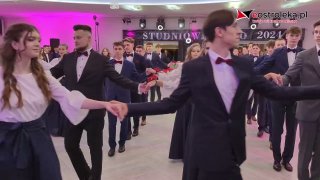 Studniówka 2024: Polonez I LO Ostrołęka