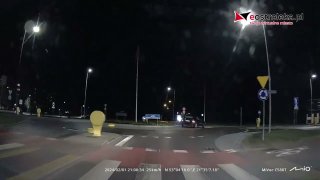 Bezmyślna jazda w Ostrołęce NAGRANIE KIEROWCY 